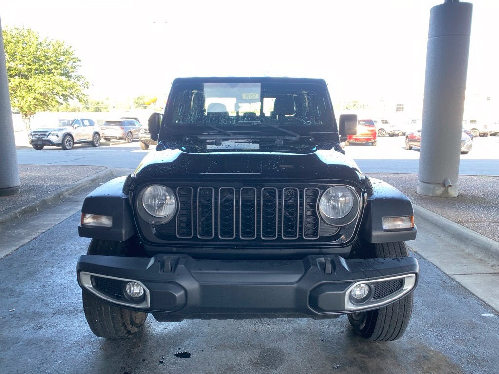 Used 2024 Jeep Gladiator Sport with VIN 1C6HJTAG5RL105696 for sale in Little Rock