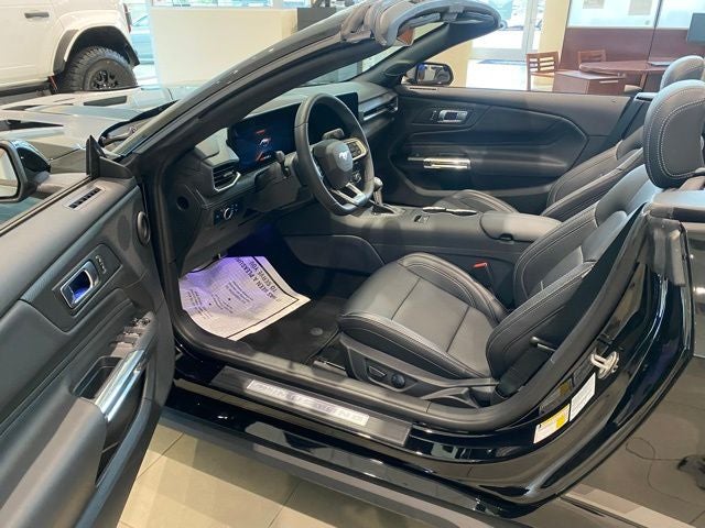 2025 Ford Mustang EcoBoost Premium