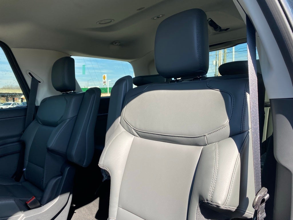 2026 Ford Expedition Active