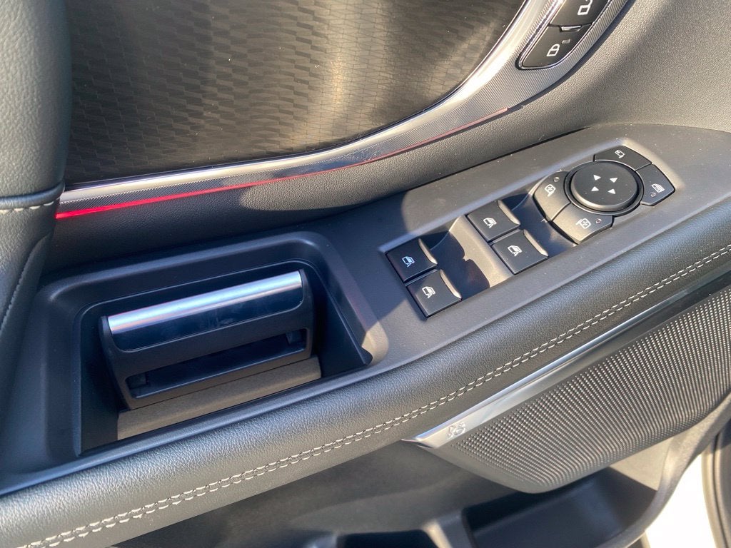 2027 Ford Expedition Platinum - 4WD - STEALTH APPEARANCE PACKAGE