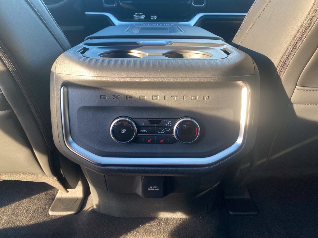 2027 Ford Expedition Platinum - 4WD - STEALTH APPEARANCE PACKAGE