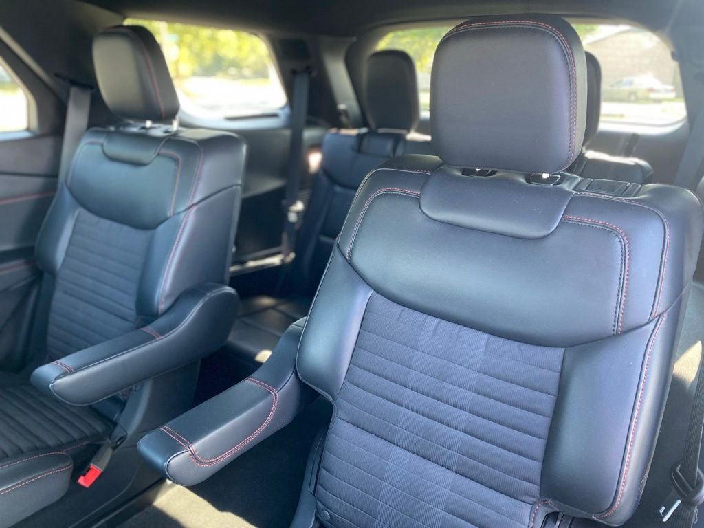 2025 Ford Explorer ST-Line - FORD GOLD CERTIFIED - CLEAN CARFAX