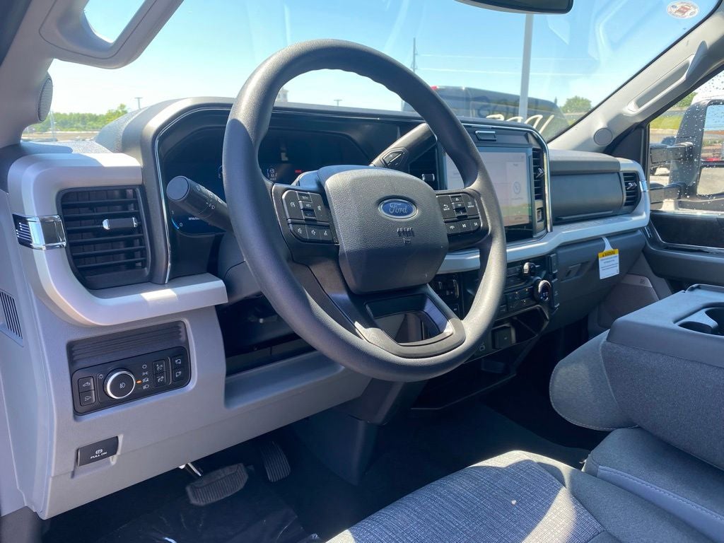 2026 Ford F-250SD XLT