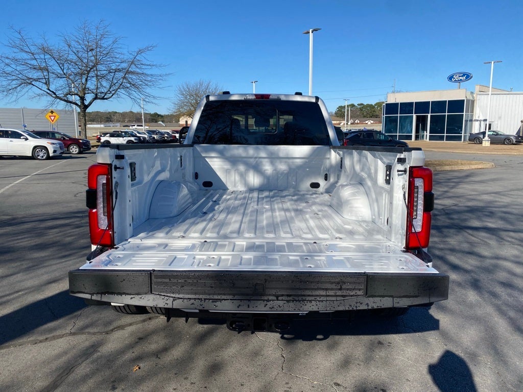 2026 Ford F-350SD Platinum DRW
