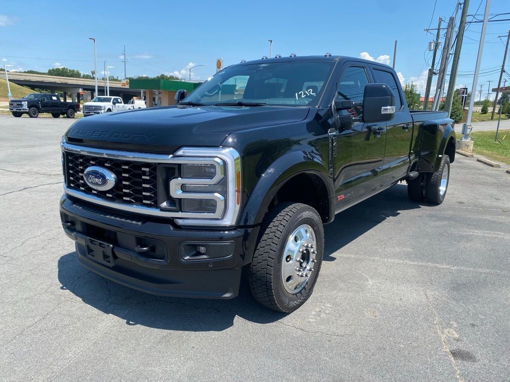 2026 Ford F-450SD Platinum