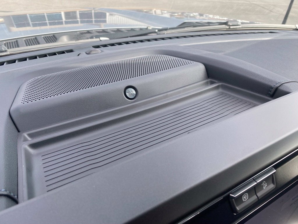 2027 Ford F-450SD Platinum