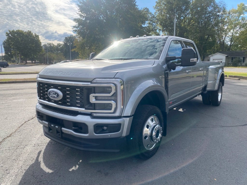 2027 Ford F-450SD Platinum
