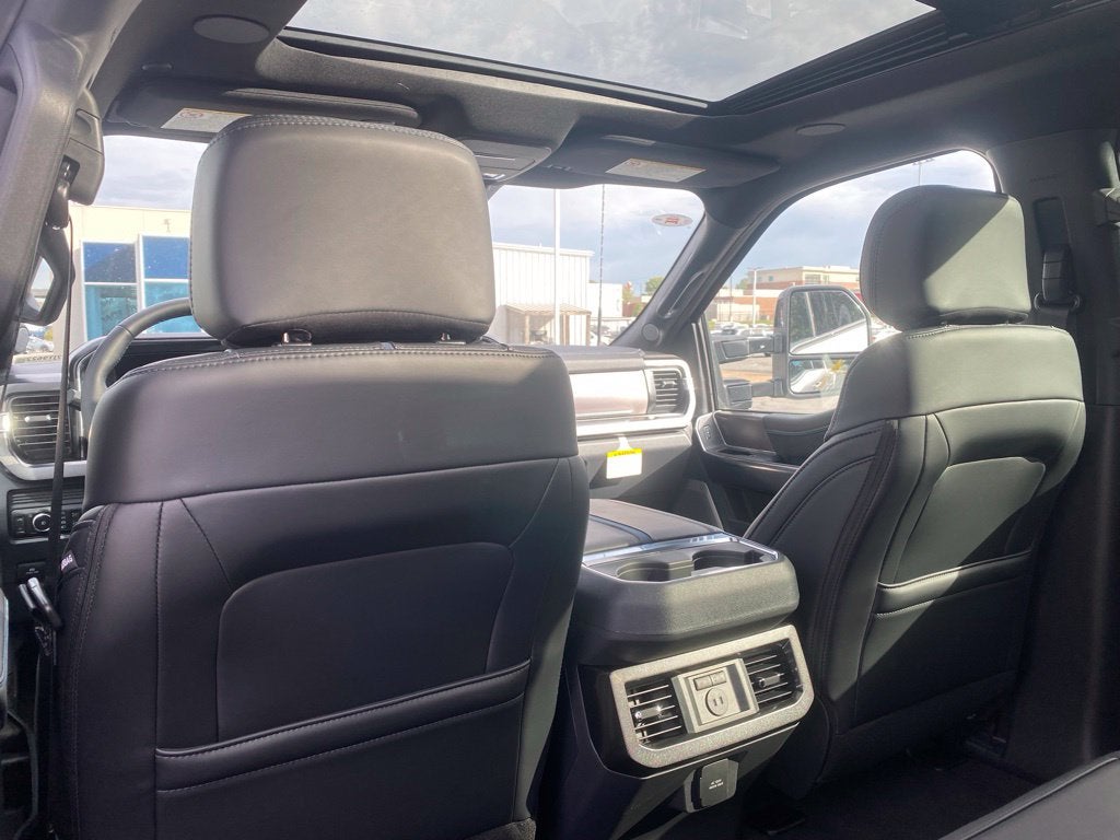2027 Ford F-450SD Platinum