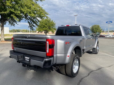 2027 Ford F-450SD Platinum