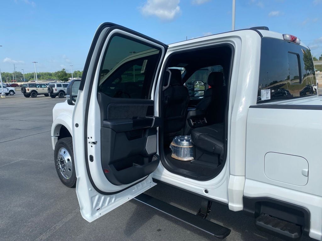 2026 Ford F-450SD Platinum