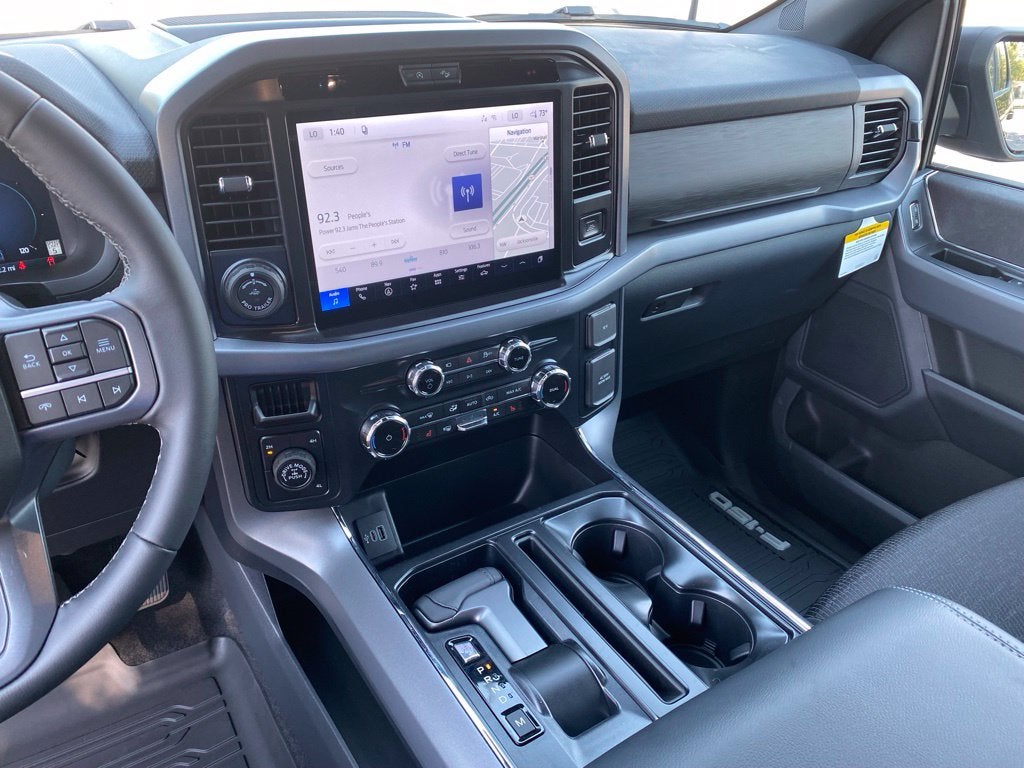 2026 Ford F-150 XLT - 4WD - 5.0L V8