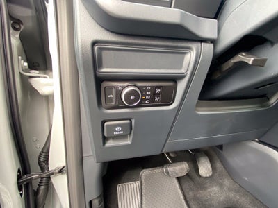 2026 Ford F-150 XLT - 4WD - 5.0L V8 - BLACK APPEARANCE PKG