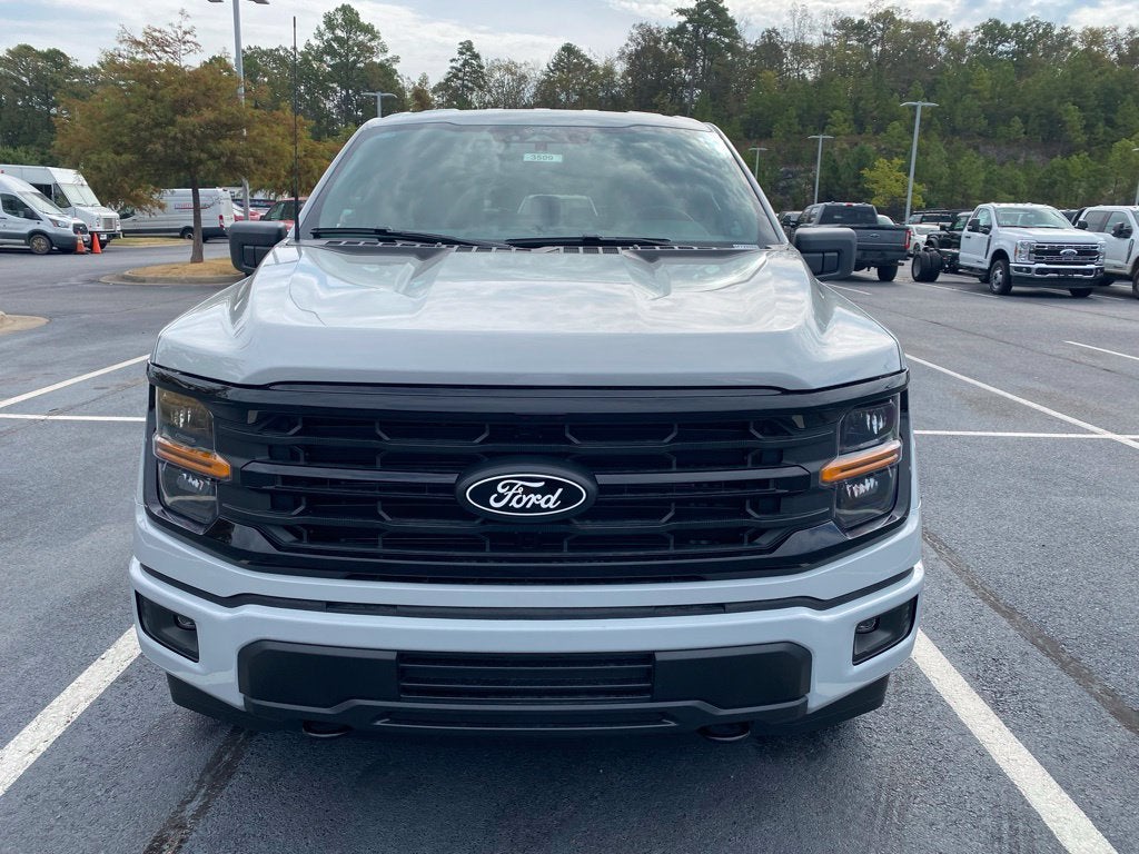 2026 Ford F-150 XLT - 4WD - 5.0L V8 - BLACK APPEARANCE PKG