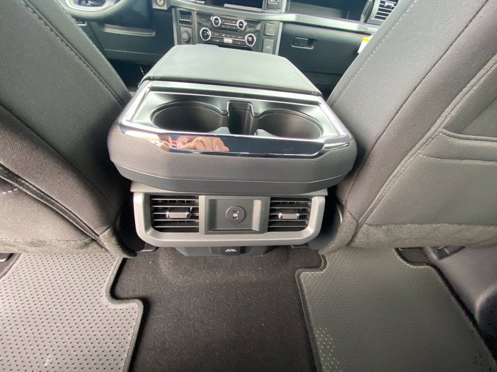 2026 Ford F-150 XLT - 4WD - 5.0L V8 - BLACK APPEARANCE PKG