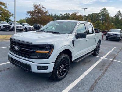 2026 Ford F-150 XLT - 4WD - 5.0L V8 - BLACK APPEARANCE PKG