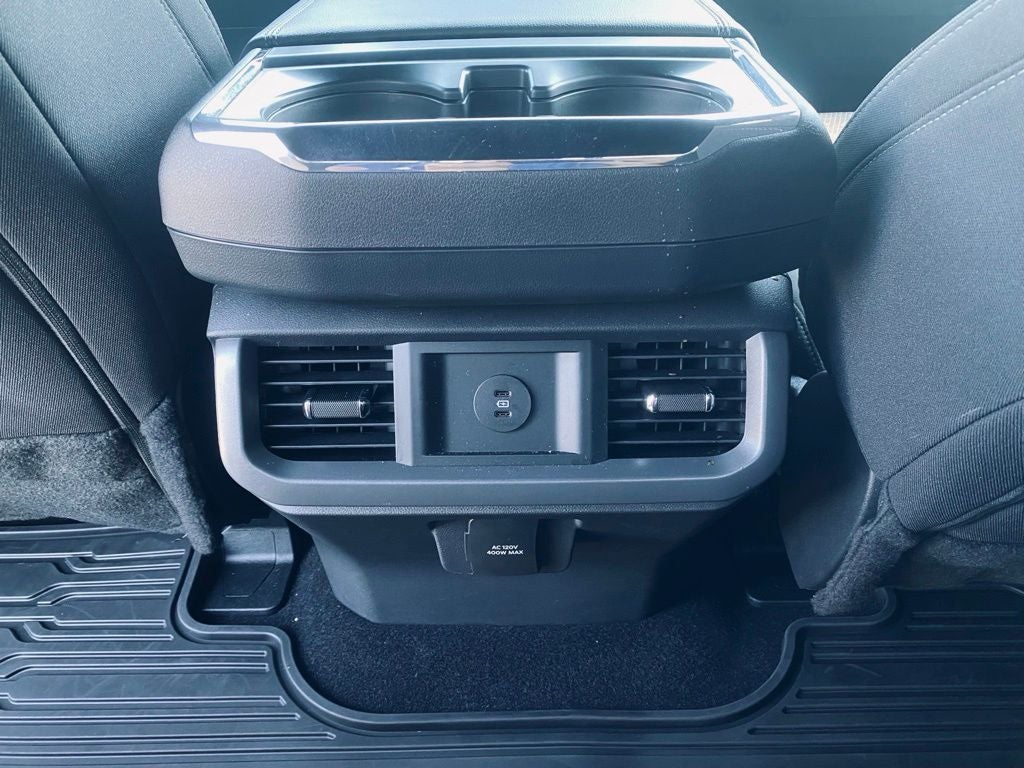 2026 Ford F-150 XLT 5.0L V8 - MANAGER SPECIAL COURTESY VEHICLE
