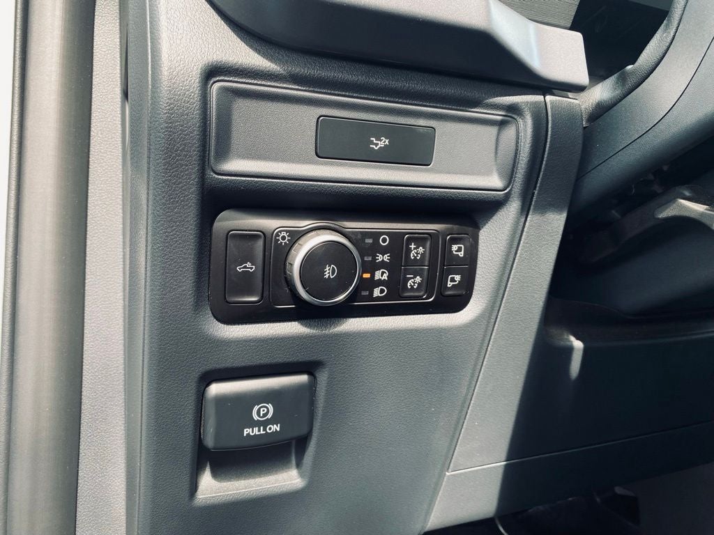 2026 Ford F-150 XLT - 5.0L V8 - MANAGER SPECIAL COURTESY VEHICLE