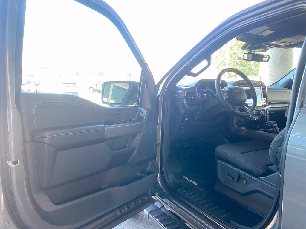 2026 Ford F-150 XLT - 4WD - 5.0L V8