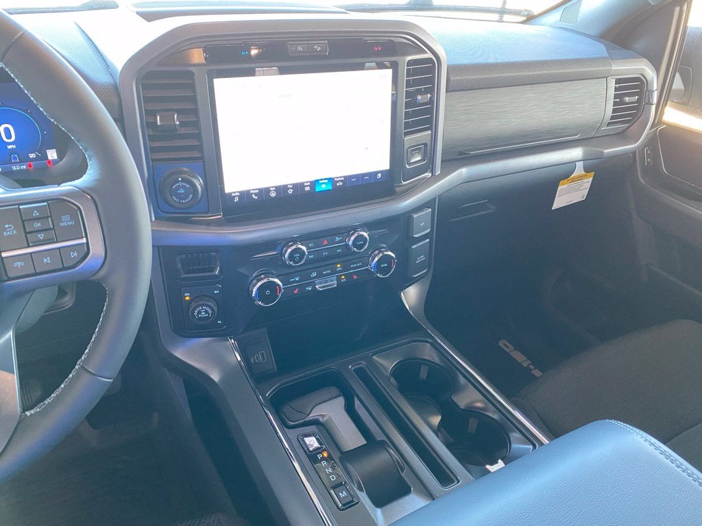 2026 Ford F-150 XLT - 4WD - 5.0L V8