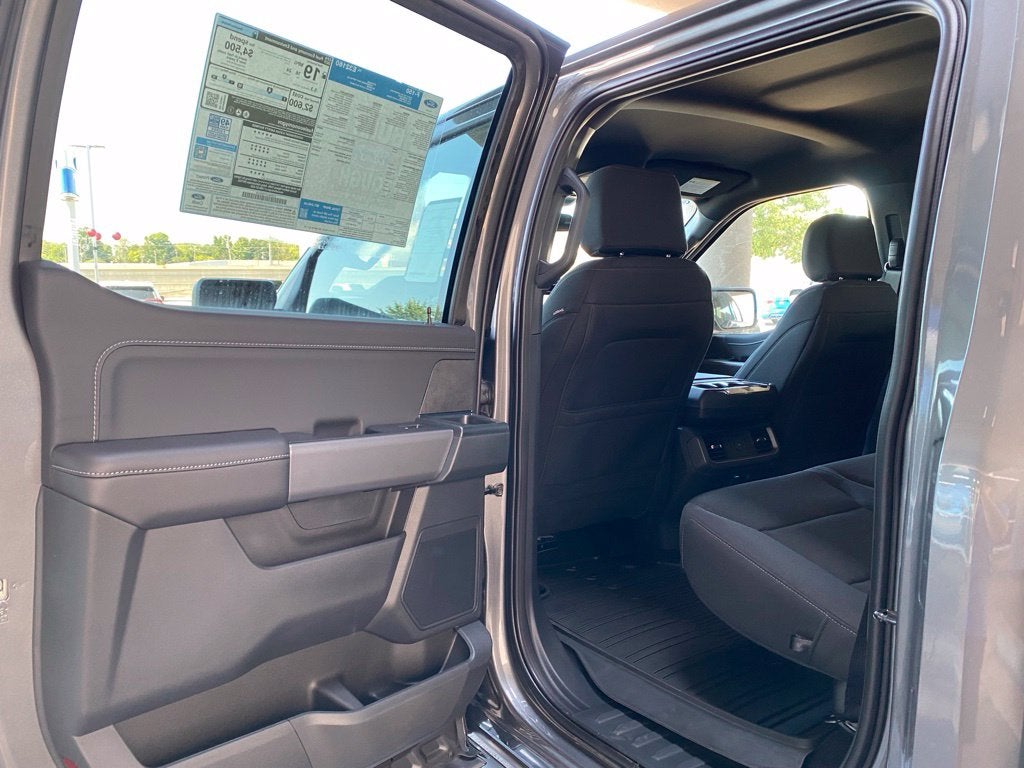 2026 Ford F-150 XLT - 4WD - 5.0L V8