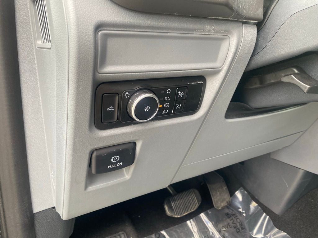 2024 Ford F-150 XLT - Photo 17