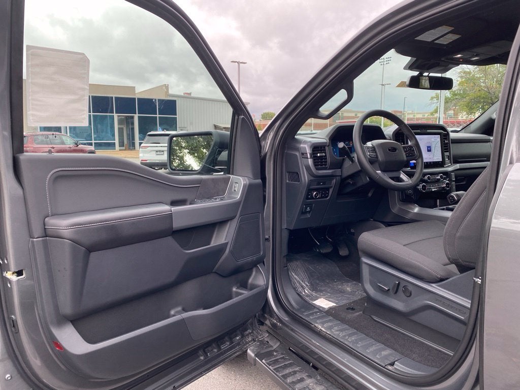 2026 Ford F-150 XLT - 4WD - POWERBOOST HYBRID