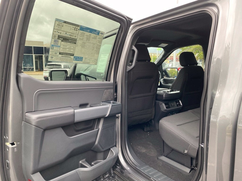2026 Ford F-150 XLT - 4WD - POWERBOOST HYBRID