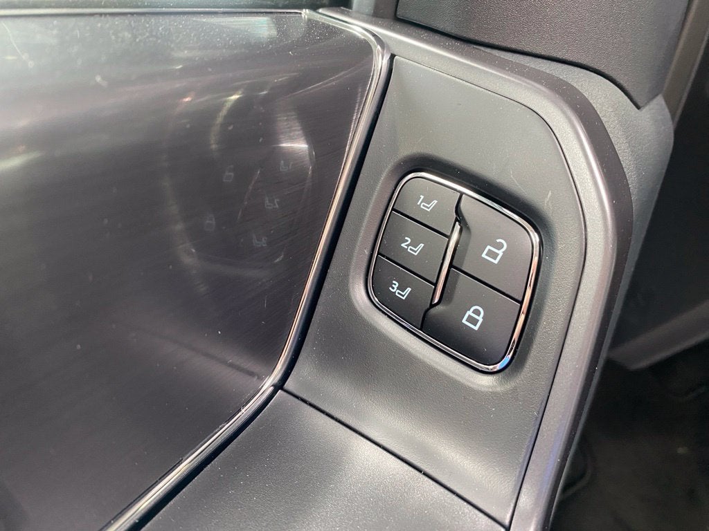 2026 Ford F-150 Lariat - 4WD - 5.0L V8