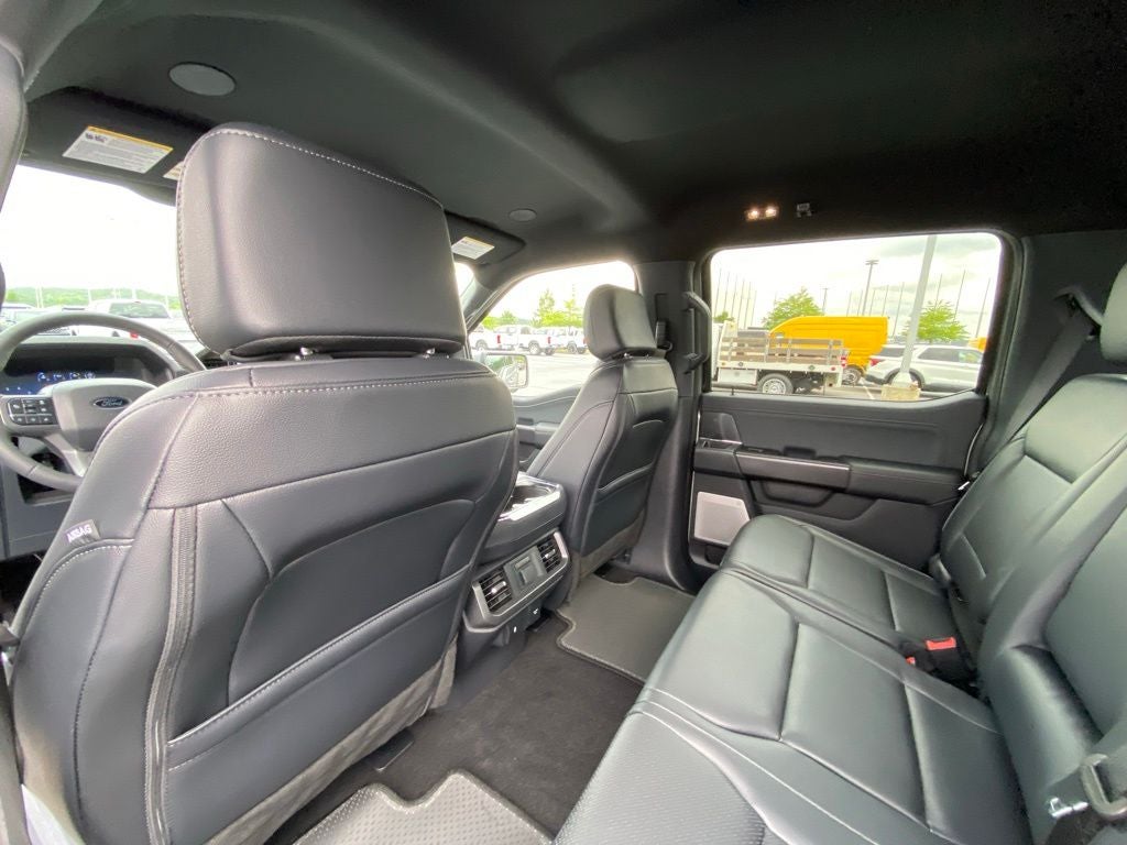 2026 Ford F-150 Lariat - 4WD - POWERBOOST HYBRID