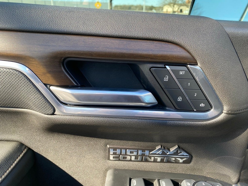 2025 Chevrolet Silverado 1500 High Country