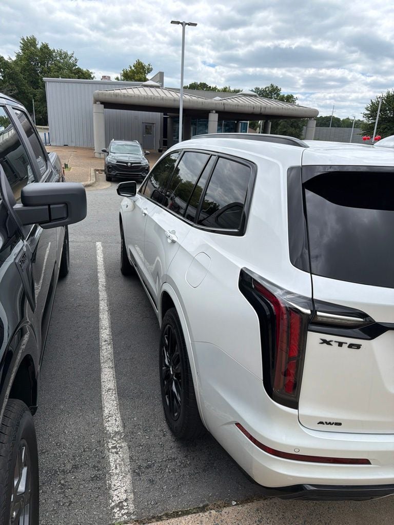 2023 Cadillac XT6 Sport
