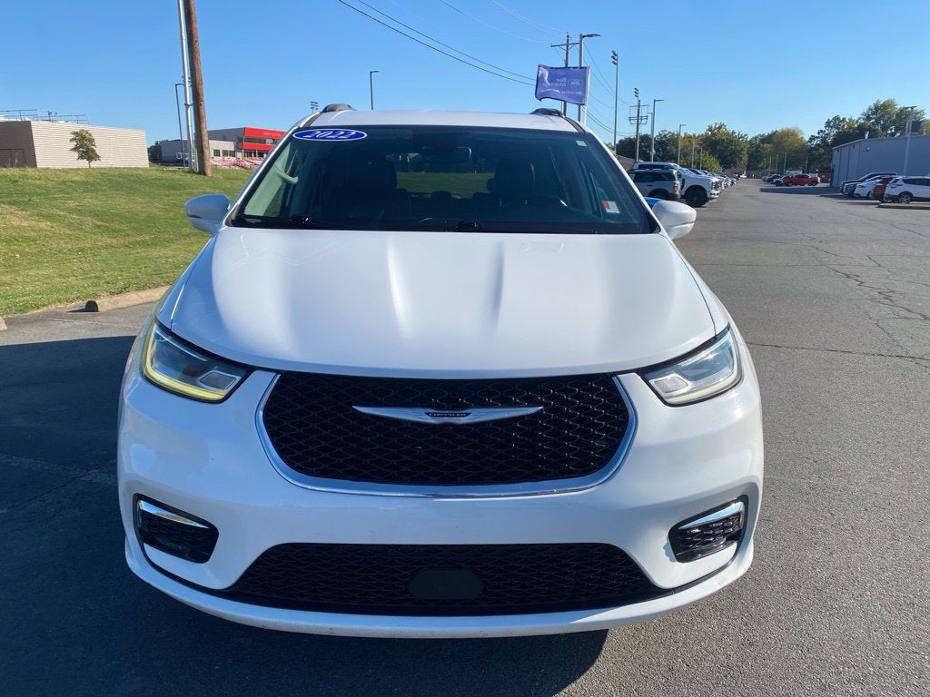 Used 2022 Chrysler Pacifica Touring L with VIN 2C4RC1BG7NR113648 for sale in Jacksonville, AR
