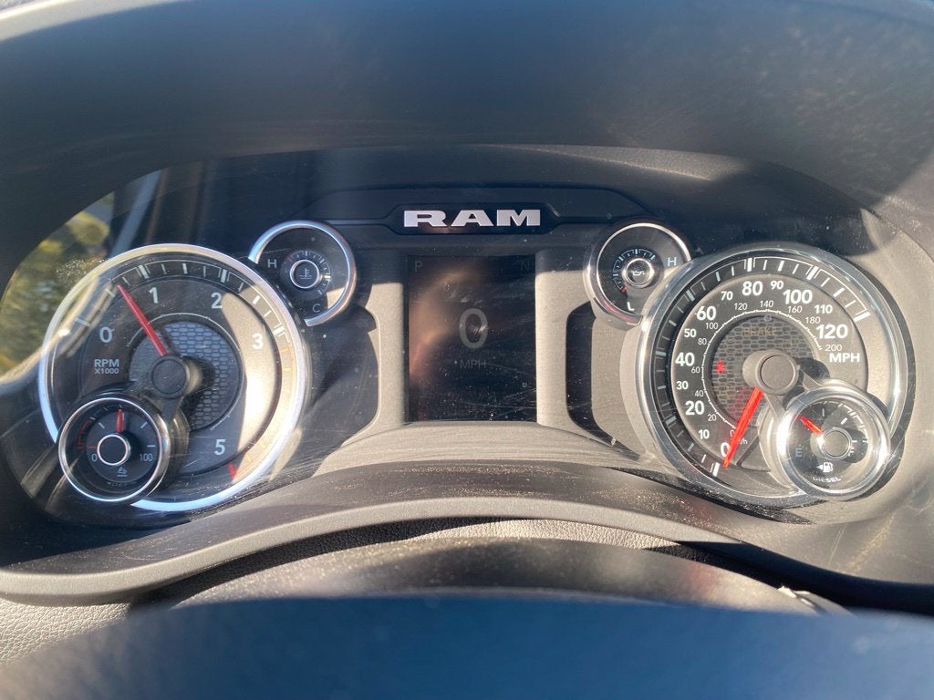 2024 RAM 3500 Big Horn - 4WD - 6.7L CUMMINS