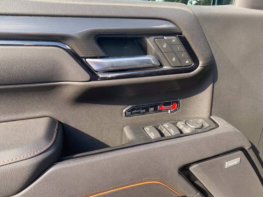 2025 GMC Sierra 1500 AT4 - 6.2L V-8 - TECHNOLOGY PACKAGE