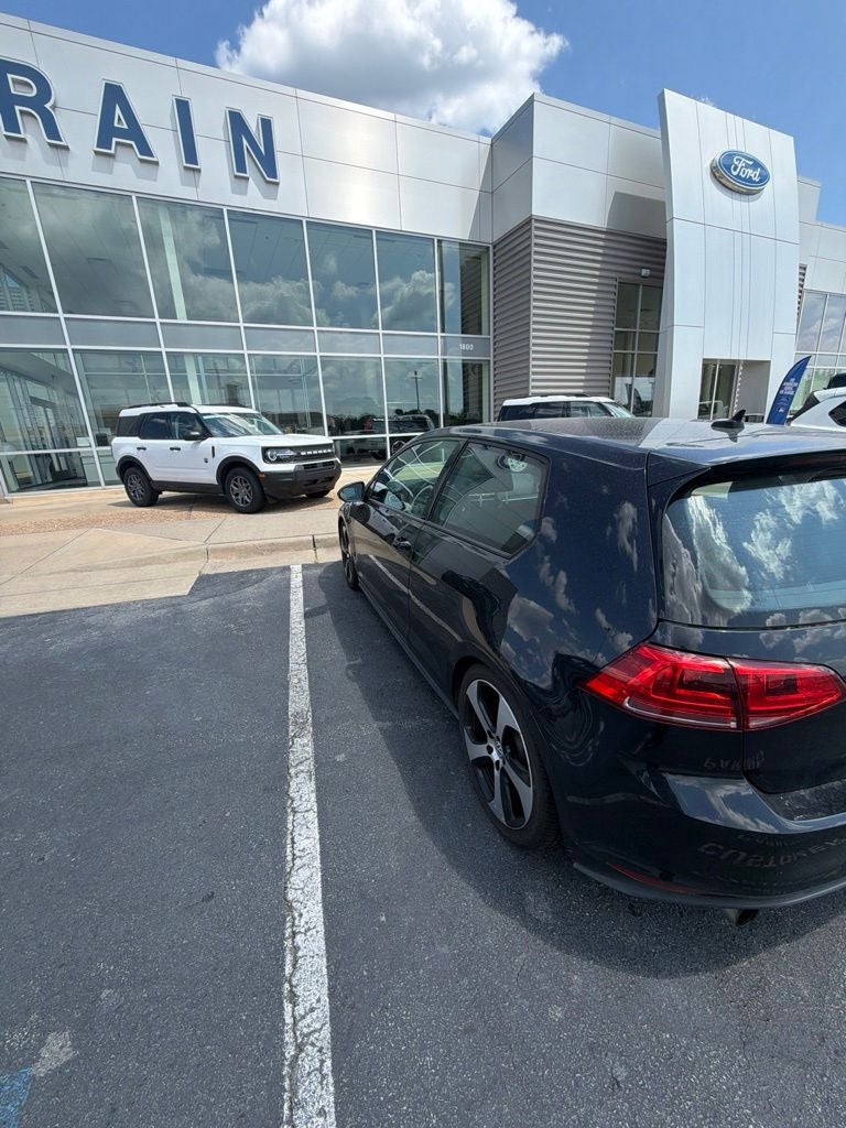2016 Volkswagen Golf GTI S