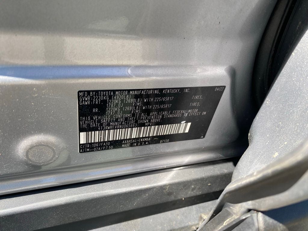 2022 Toyota RAV4 Hybrid XLE