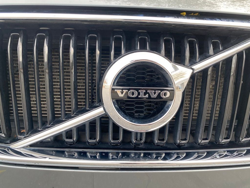 2021 Volvo XC60 T5 Momentum