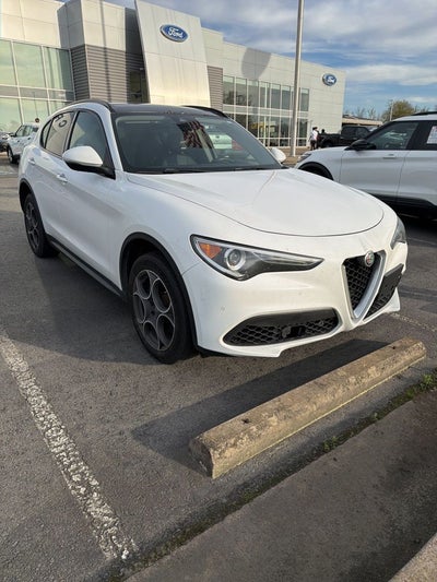 2018 Alfa Romeo Stelvio Base