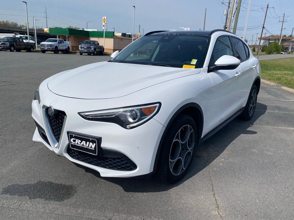 2018 Alfa Romeo Stelvio Base