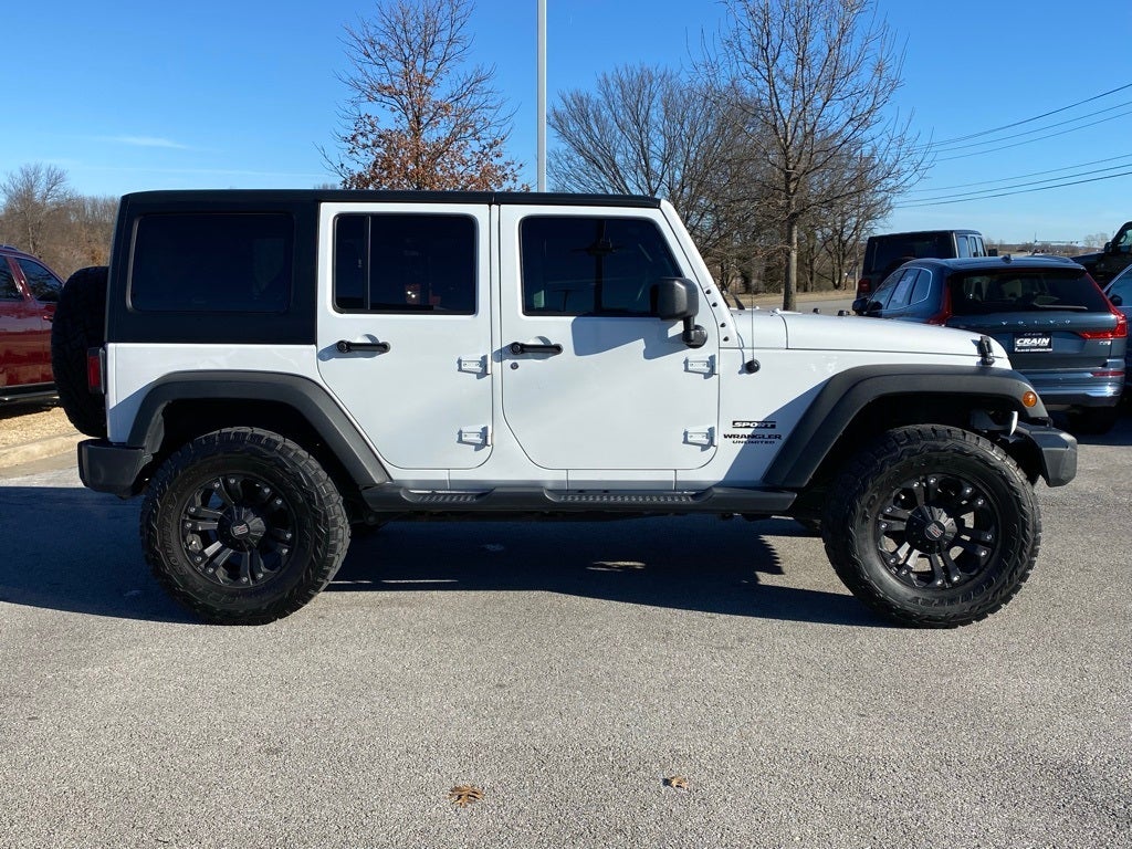 2017 Jeep Wrangler Unlimited Sport LIFT WHEELS AND TIRES GREAT CONDITION