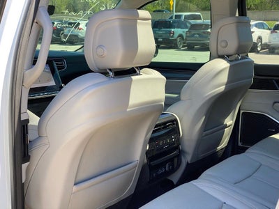 2024 Jeep Wagoneer Base