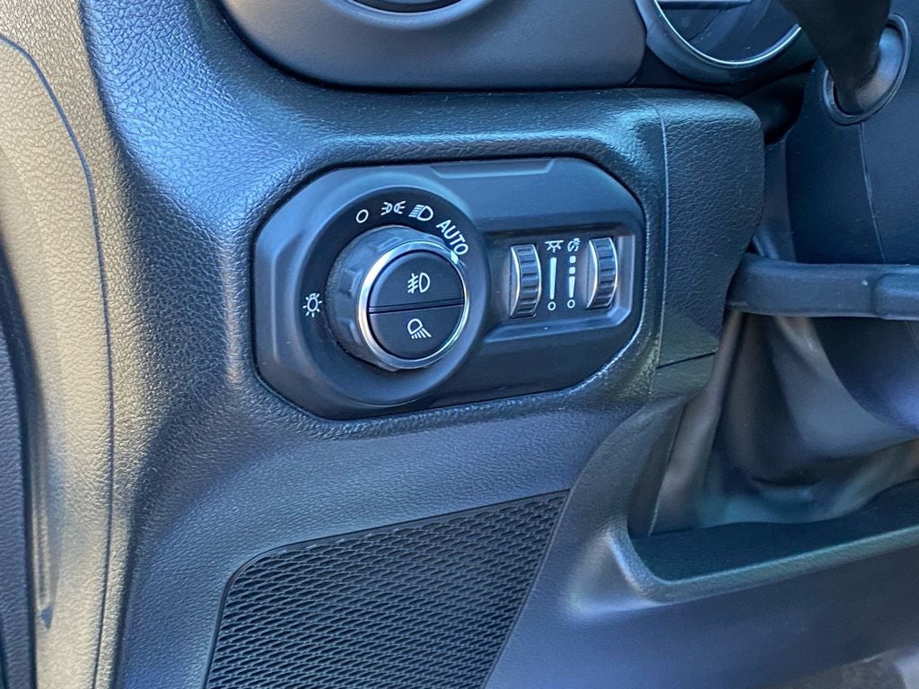 2022 Jeep Gladiator Willys