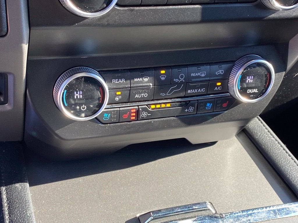 2021 Ford Expedition Max XLT
