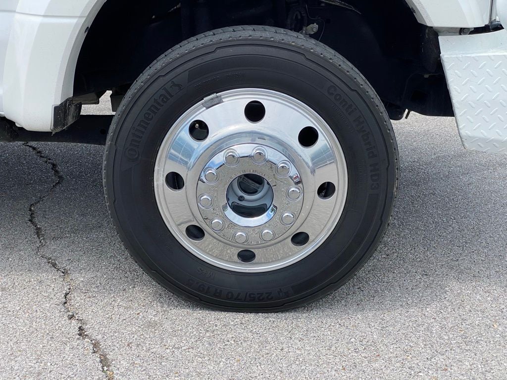 2022 Ford F-450SD Platinum