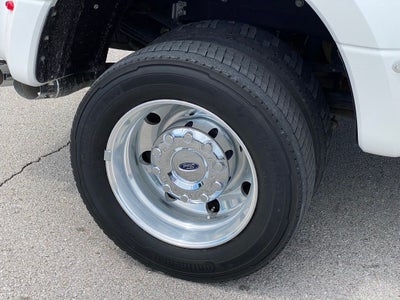 2022 Ford F-450SD Platinum