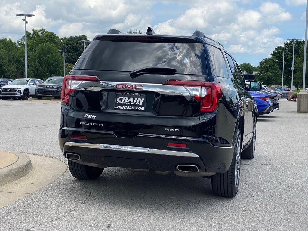2023 GMC Acadia Denali