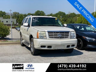 2003 Cadillac Escalade Base