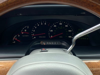 2002 Lincoln Continental Base