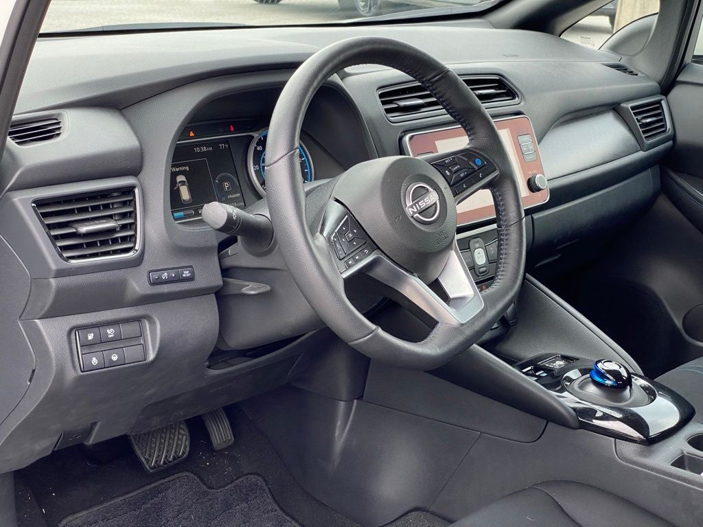 2023 Nissan Leaf SV Plus