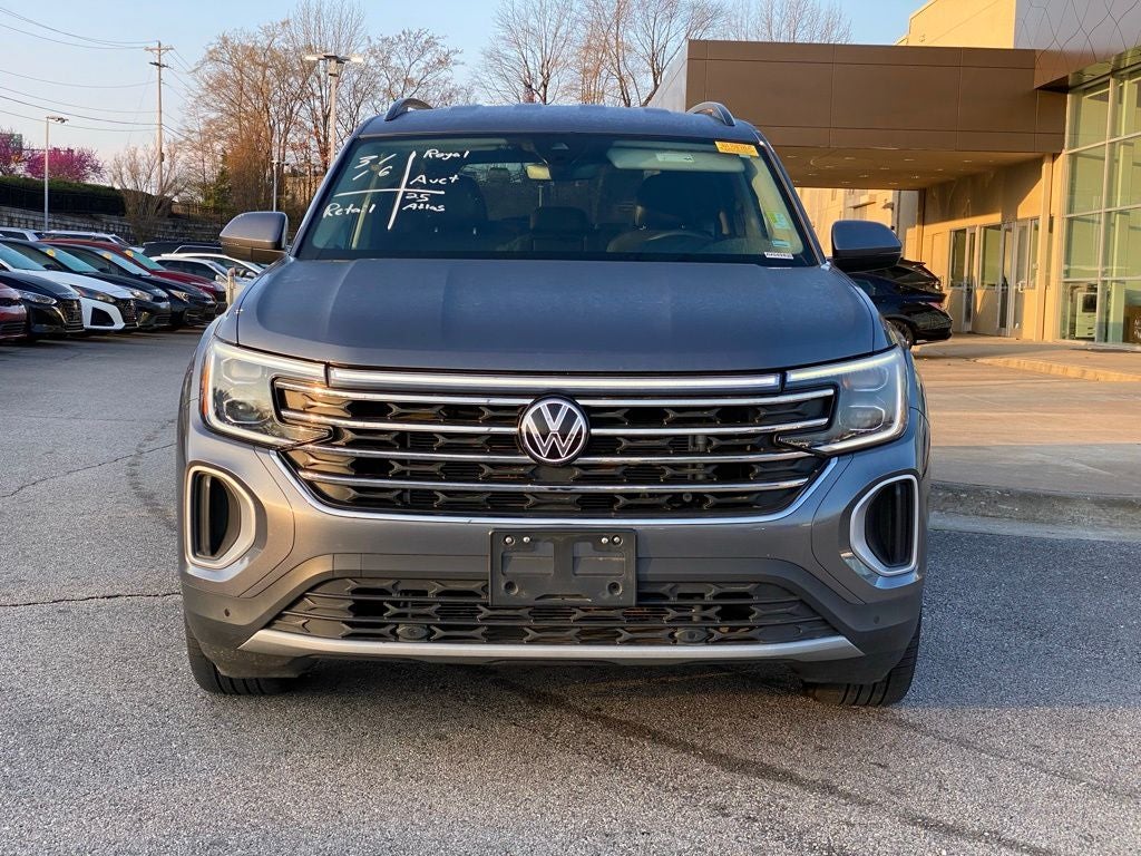 2025 Volkswagen Atlas 2.0T SE w/Technology